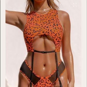 SOLD Rave Outfit creatures of xix